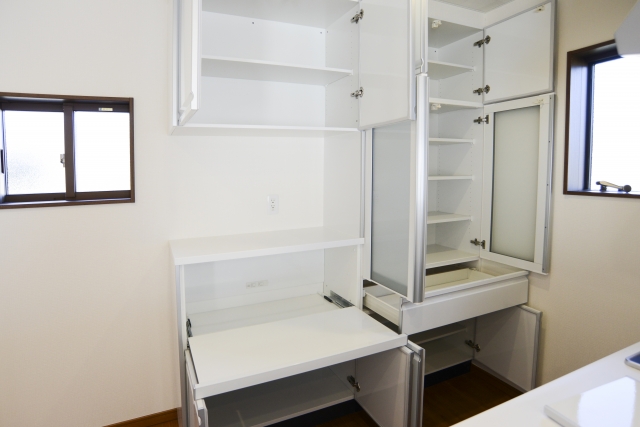 食器棚付きキッチンボードのイメージ